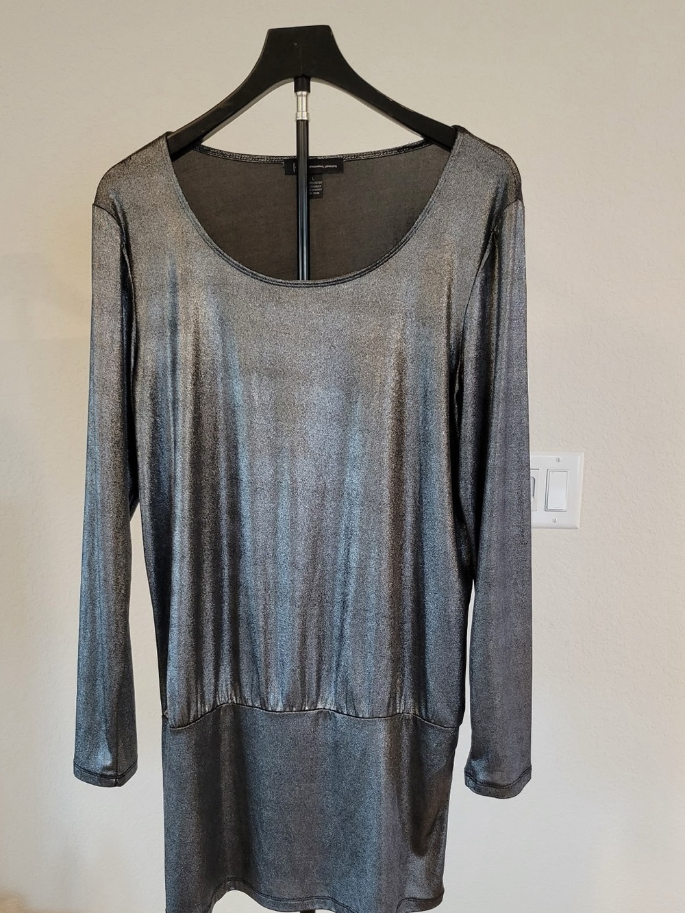 INC International Concepts women’s top/tunic, size L.